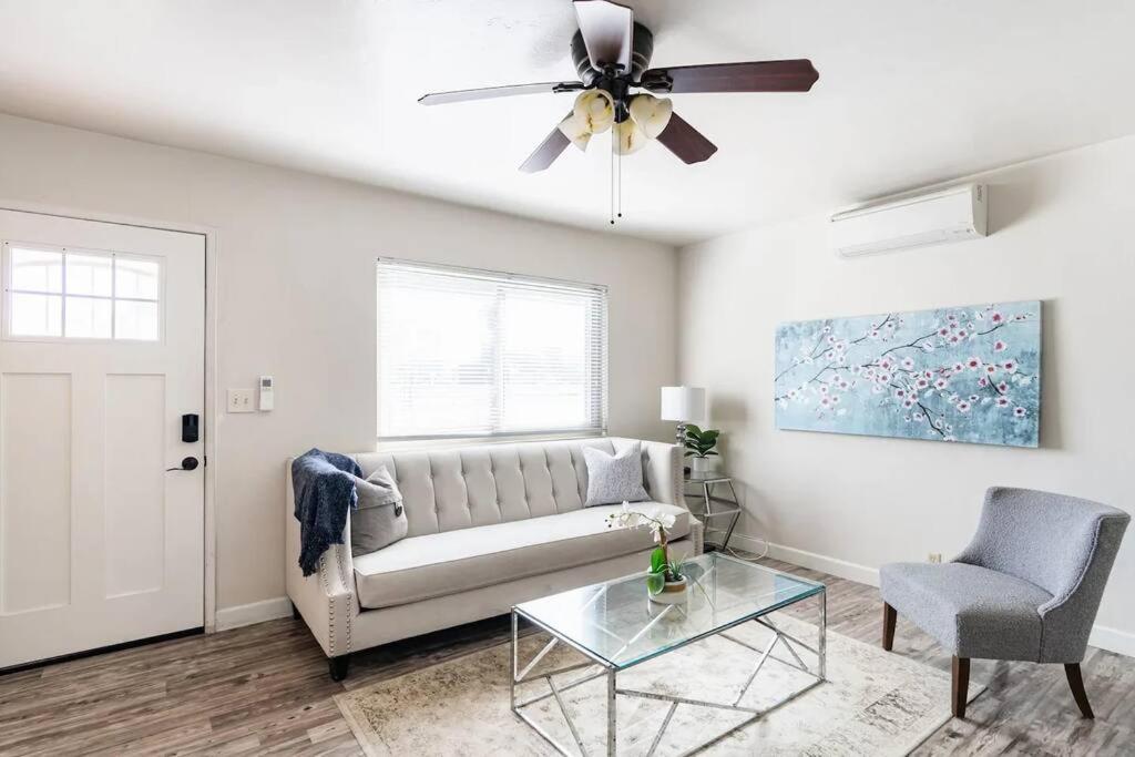 Casa Italia -2Br- Free Driveway Parking For 2 Cars Apartment San Diego Bagian luar foto