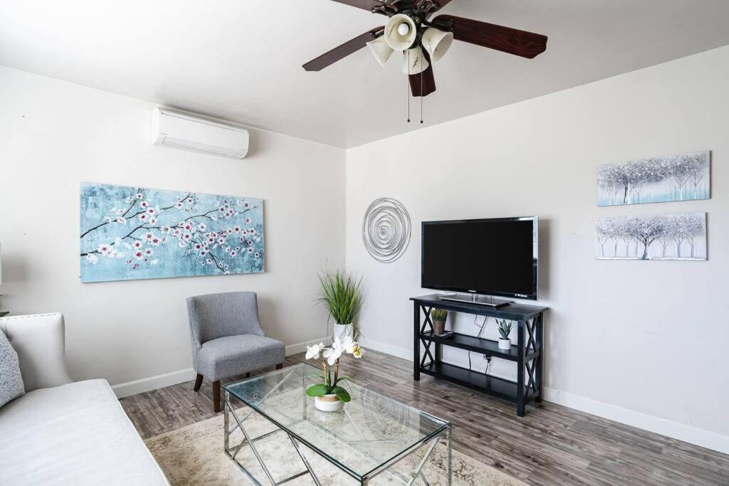 Casa Italia -2Br- Free Driveway Parking For 2 Cars Apartment San Diego Bagian luar foto