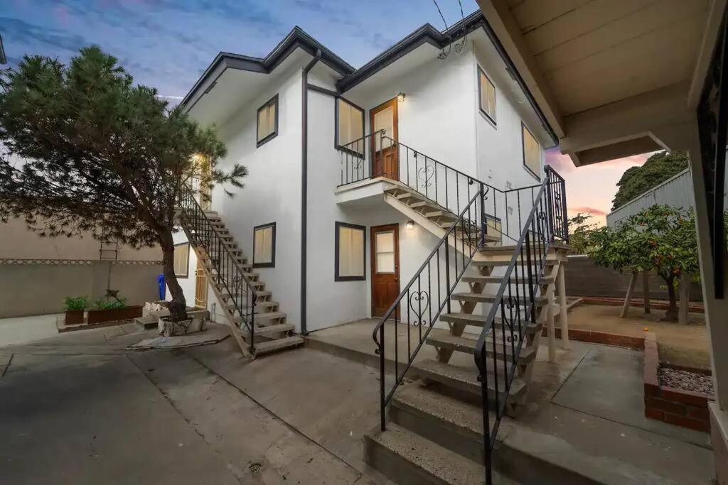 Casa Italia -2Br- Free Driveway Parking For 2 Cars Apartment San Diego Bagian luar foto