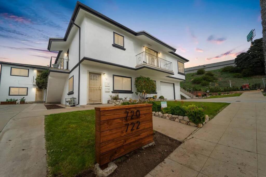 Casa Italia -2Br- Free Driveway Parking For 2 Cars Apartment San Diego Bagian luar foto